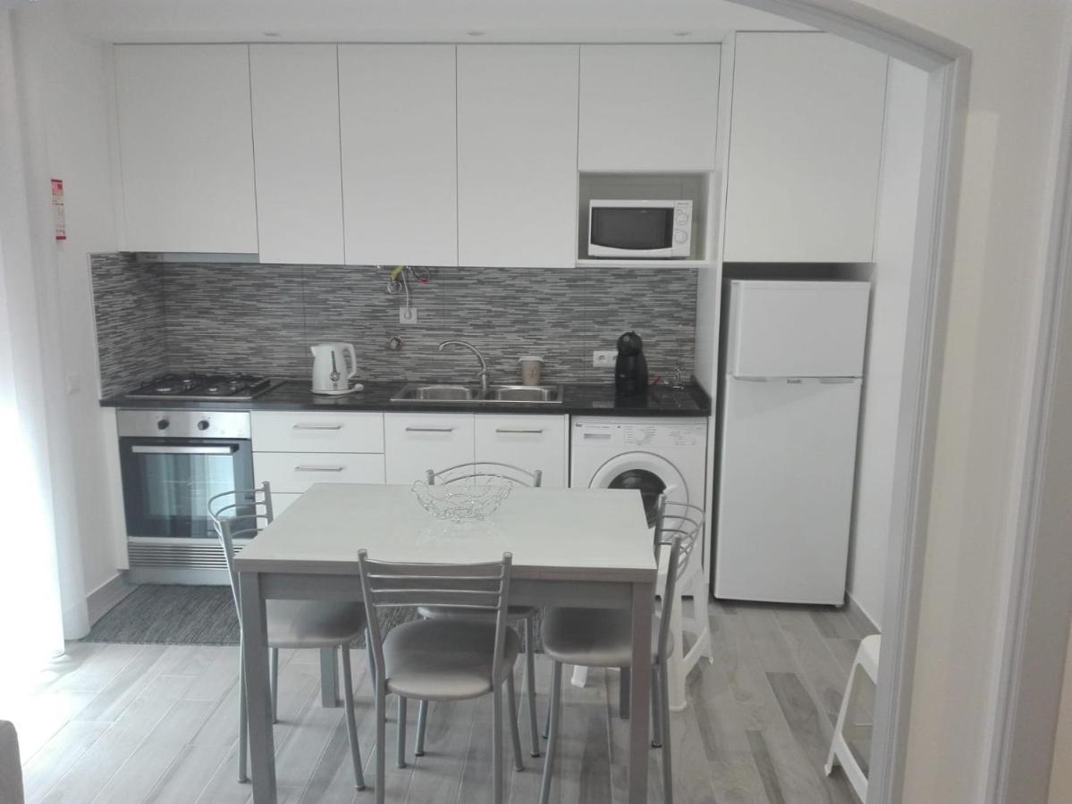 Апартаменти Apartamento Bragaia Назаре Екстер'єр фото